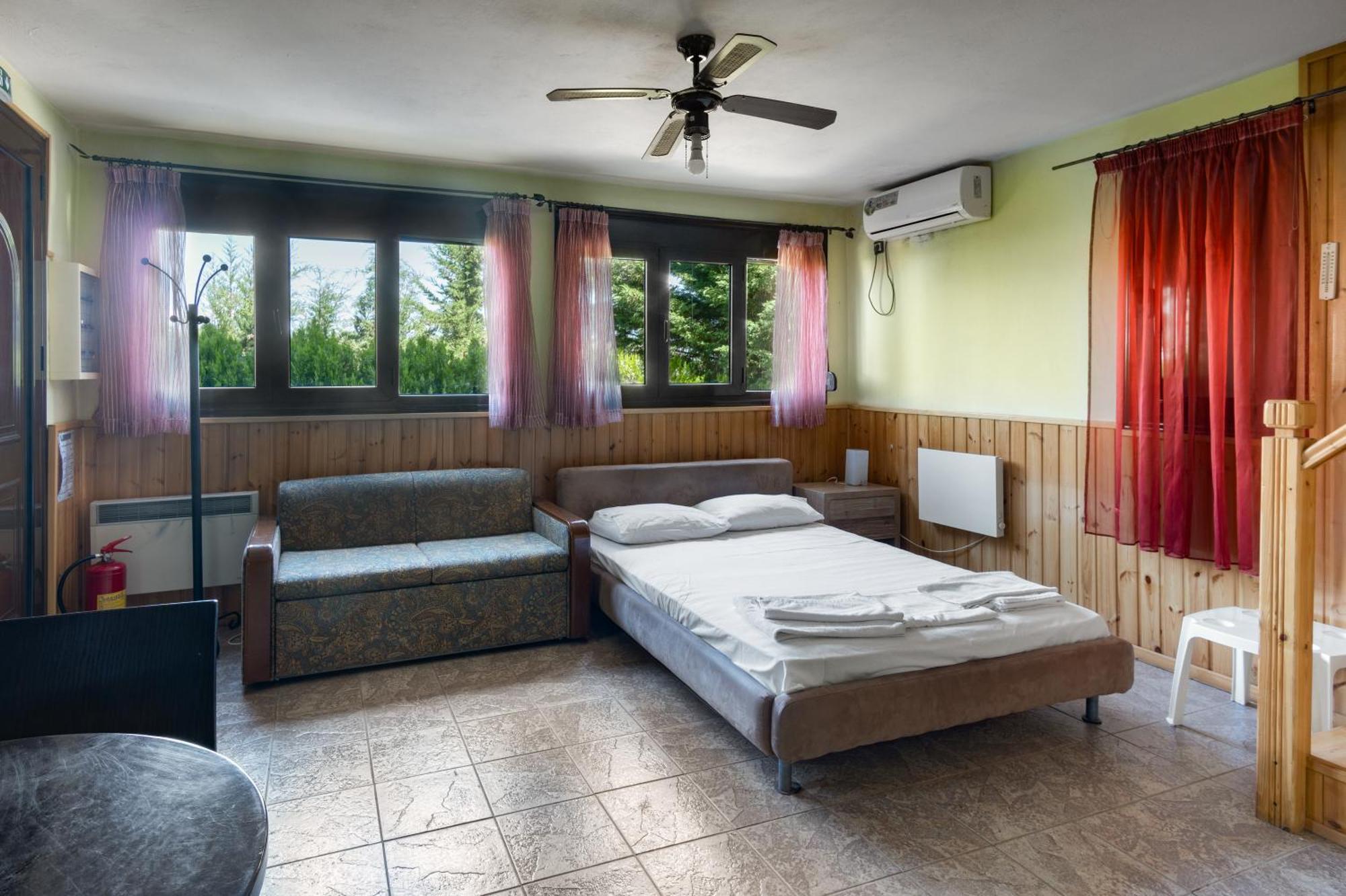 Zeus-Village Οικισμός Φινλανδικών Chalet Με Πισίνες & Γυμναστήριο Molos  Exterior photo
